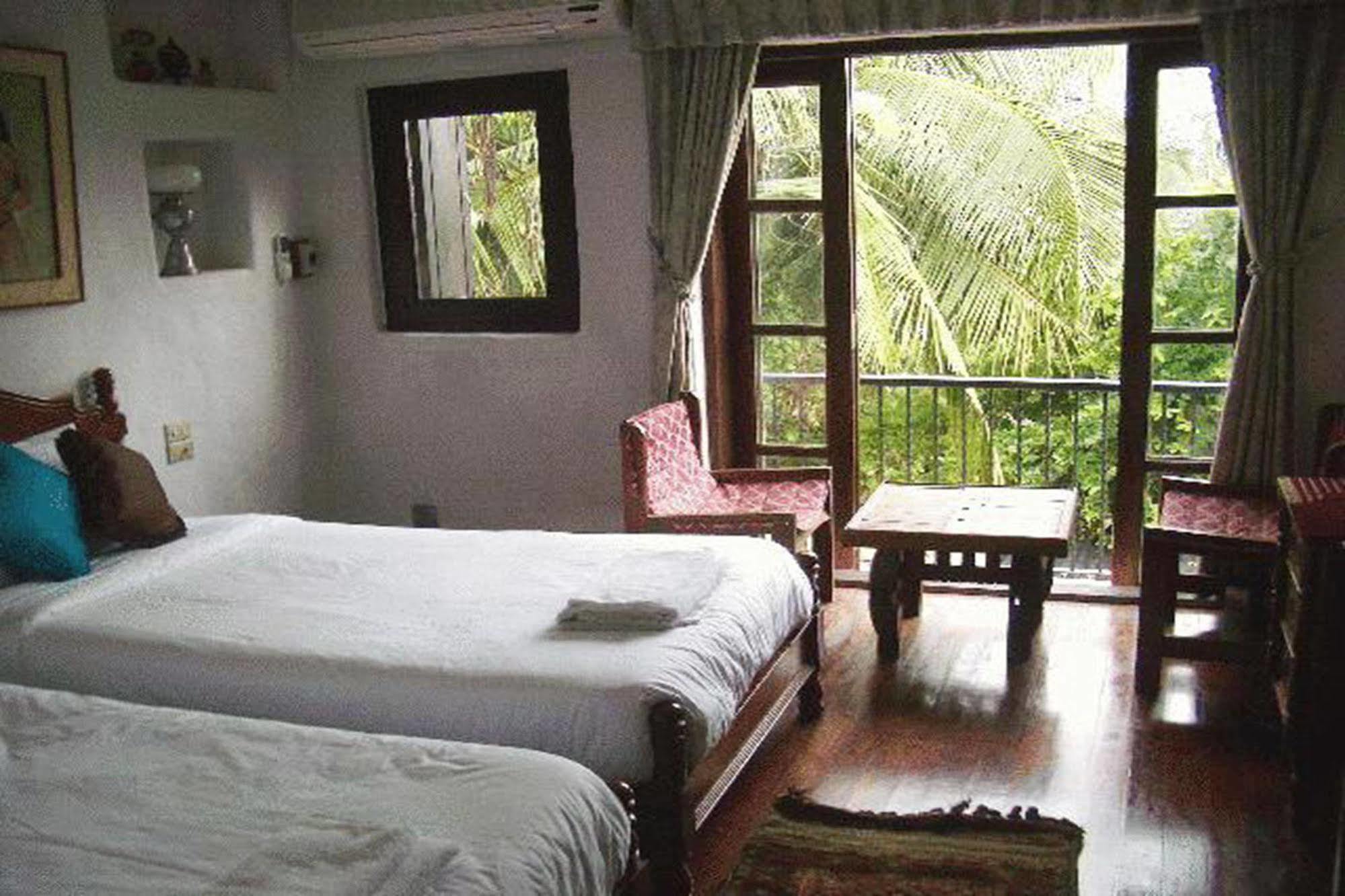 Momchailai Pattaya Retreat Ngoại thất bức ảnh