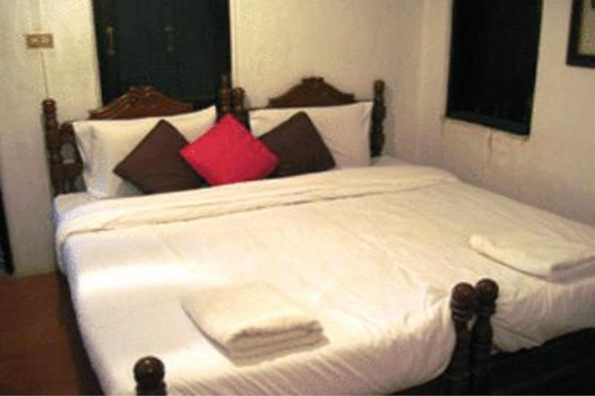 Momchailai Pattaya Retreat Ngoại thất bức ảnh